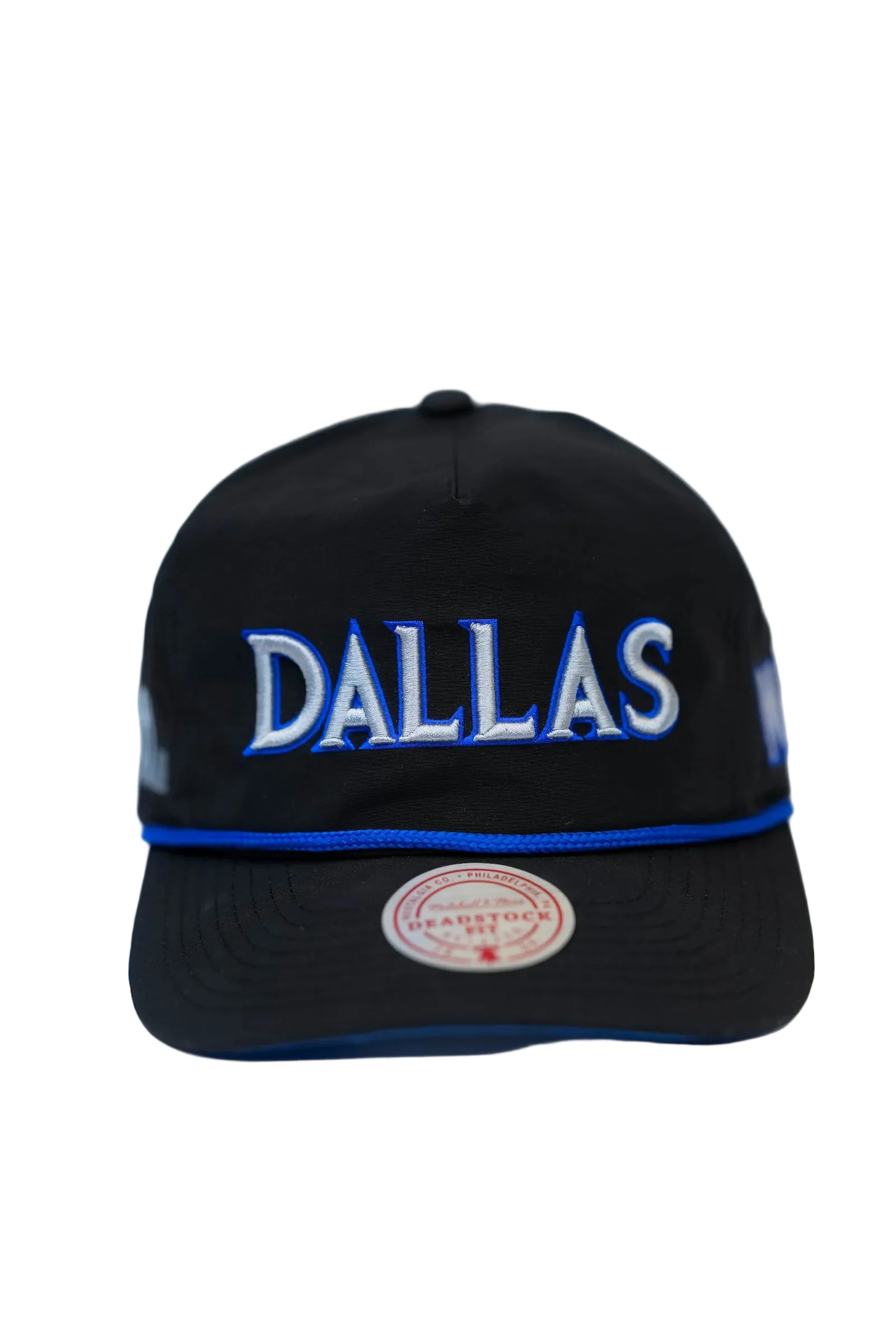 DALLAS MAVERICKS MITCHELL & NESS 2025-26 CITY EDITION BLACK SKYLINE GOLFER SNAPBACK CAP - Image 3