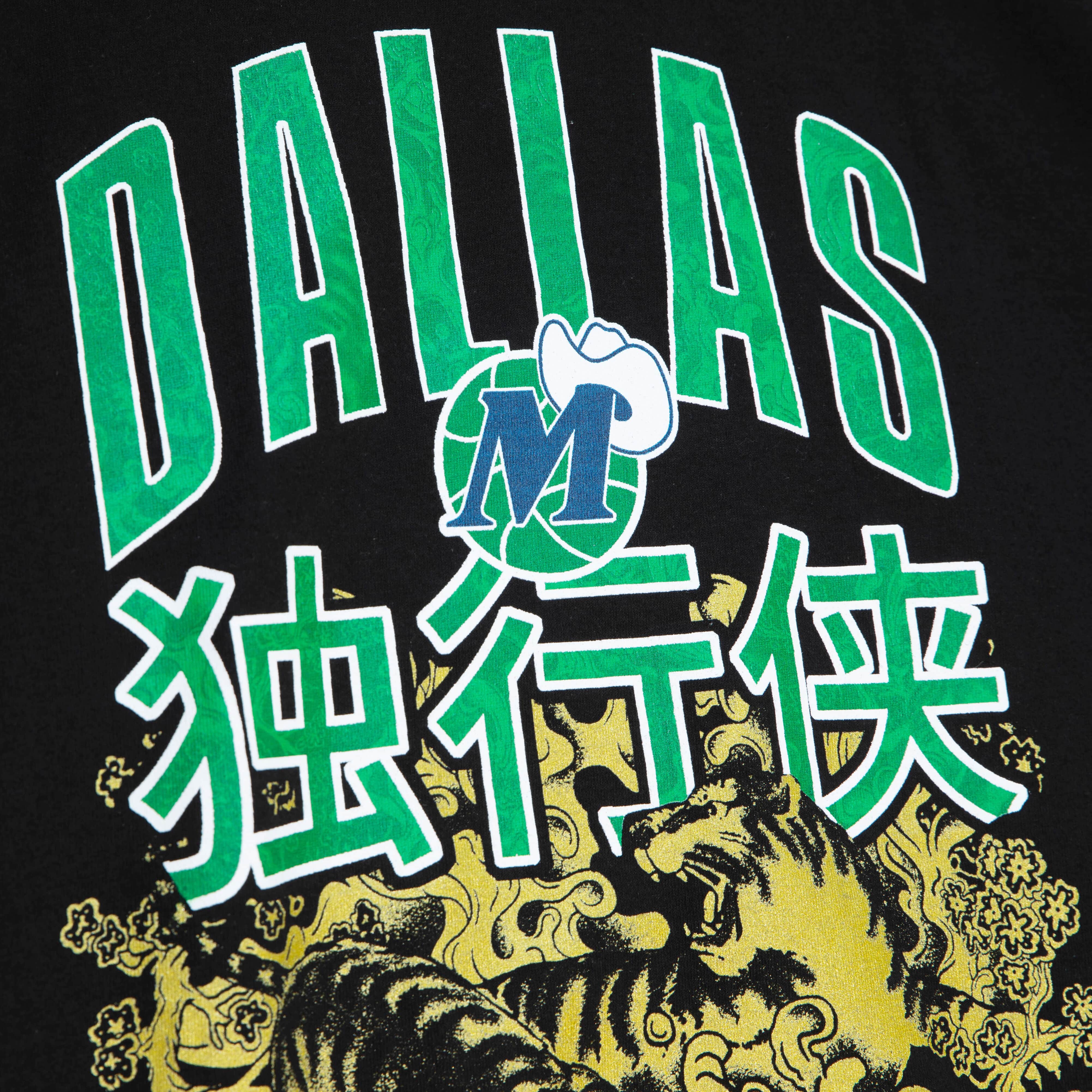 DALLAS MAVERICKS MITCHELL & NESS CHINESE NEW YEAR TIGER T-SHIRT - Image 3